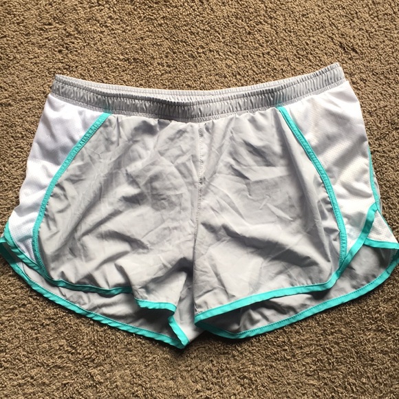 Old Navy Pants - Old Navy Active Workout Shorts size L Grey Teal